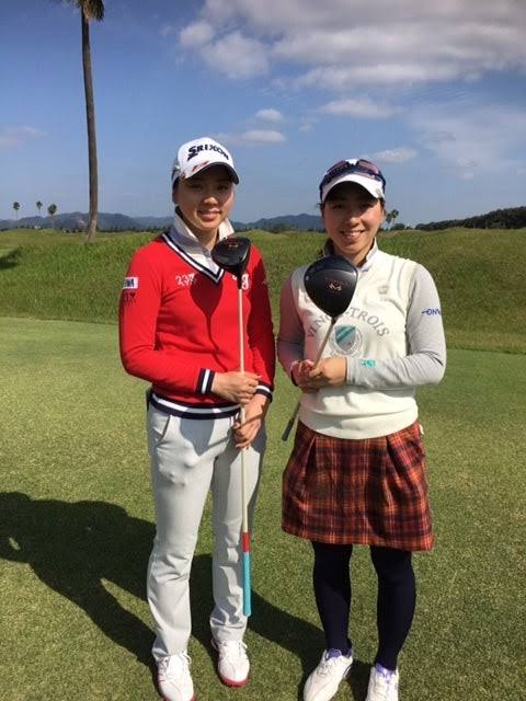 坂下 莉翔子と坂下 莉彗子のツーショット